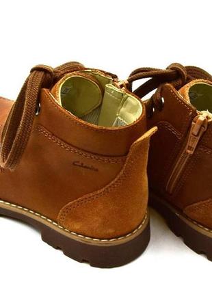 Р.35,39 clarks дитячі шкіряні черевики оригінал6 фото