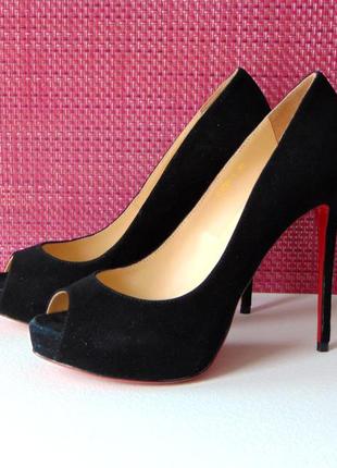 Sexy fairy. розмір 38. нові шикарні чорні замшеві туфлі для дівчини1 фото