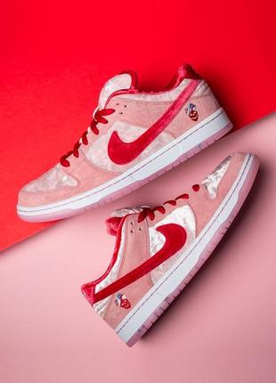 Ексклюзивні кросівки унісекс nike sb dunk low x strangelove skateboards рожеві плюшеві 36-45 р