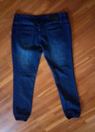 Дешево стильні завужені темно сині джинси 42р. miss one4 фото