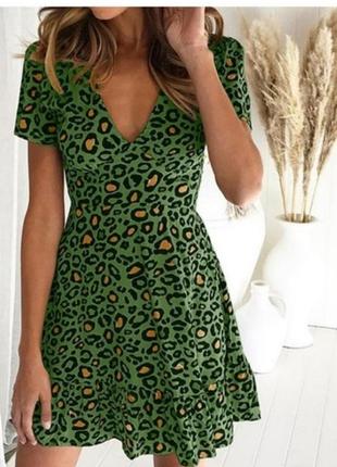Бавовняна легка міні сукня з леопардовим принтом