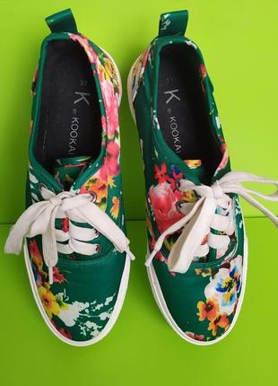 Зелёные кроссовки кеды цветочный принт, 377 фото