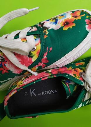 Зелёные кроссовки кеды цветочный принт, 379 фото