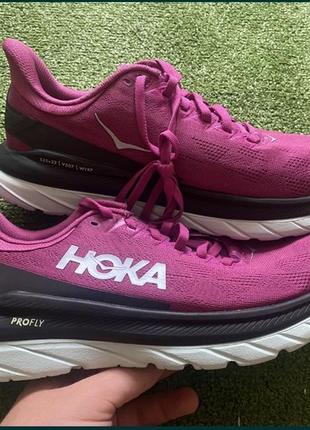 Кроссовки спортивние hoka march фиолетовие беговие тренировочние1 фото