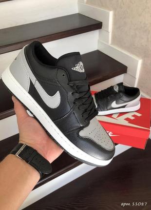 Чоловічі кросівки nike air jordan 1 low black grey