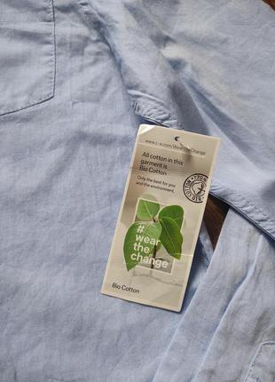 Натуральная голубая рубашка с контрастным воротником2 фото