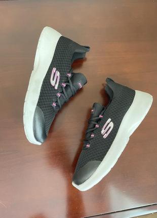 Кросівки скетчерс sketchers