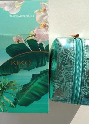 Kiko milano мини-кисть для пудры с синтетической щетиной, мини чехлом kiko unexpected paradise mini4 фото