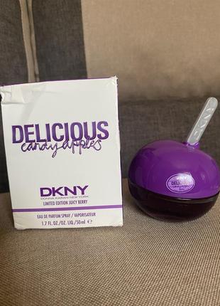 Dkny delicious candy apples juicy berry парфюмированная вода 50 мл, оригинал