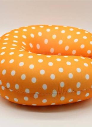 Шейная подушка оранж горошек2 фото