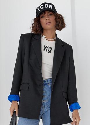 Женский пиджак оверсайз с цветной подкладкой черный
