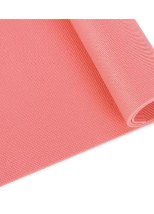 Килимок (мат) для фітнесу та йоги queenfit 0,5 см темно-рожевий4 фото