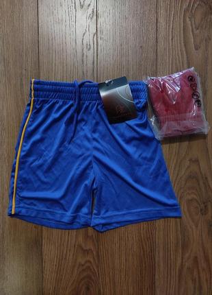 Комплект футбольний шорти+гетри.