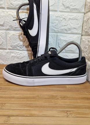 Кросівки nike