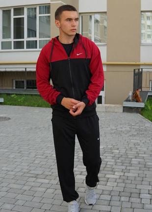 Спортивний костюм