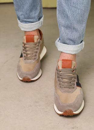 Мужские замшевые кроссовки коричневые.8 фото