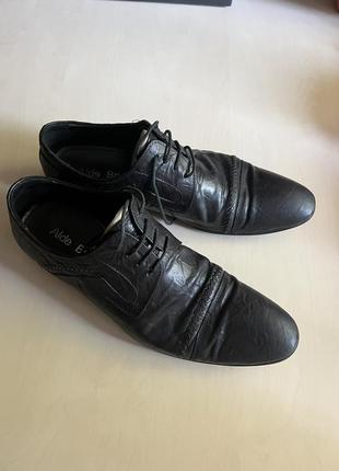 Італійські чловічі шкіряні туфлі 43 розмір