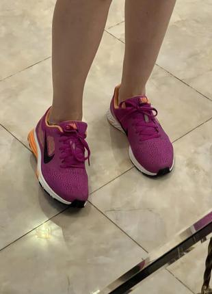 Жіночі кросівки nike running2 фото