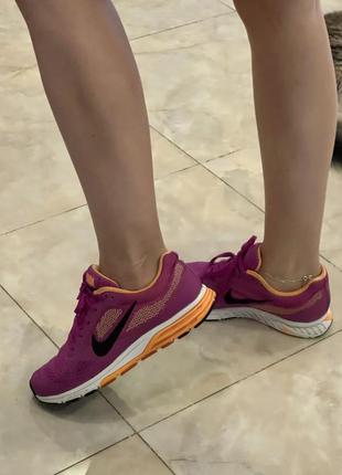 Жіночі кросівки nike running3 фото