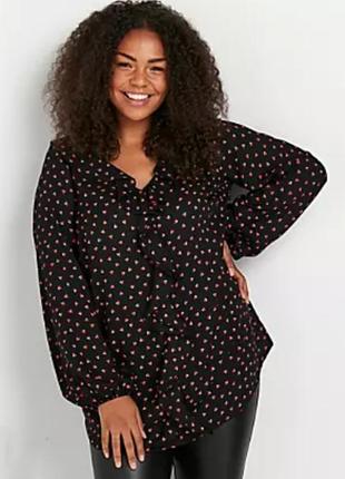 Удлиненная свободная блуза с оборкой в принт мелкое сердечко батал большой размер