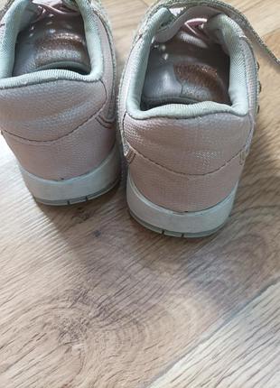 Кросівки для дівчинки 6