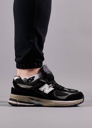 Чоловічі кросівки new balance 2002 r dark graphite white grey