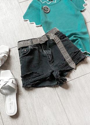 Шикарні стильні джинсові шорти topshop moto з модними рваностями