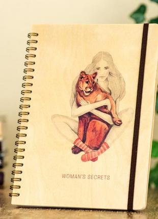 Авторський блокнот woman secrets деревяна обкладинка2 фото