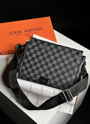 Louis vuitton district pm grey chess manbag 26 x 20 x 8 см