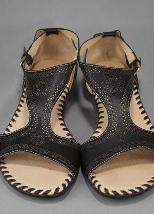 Pikolinos сандалі босоніжки жіночі шкіряні. іспанія. оригінал. 40 р./26 см.