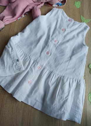 Льняной белоснежный сарафан на лето с вышивкой и карманами4 фото