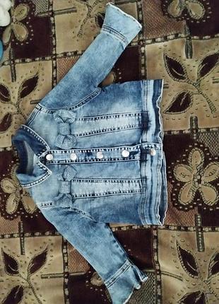 Продам джинсову курточку