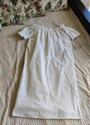 Сукня з прошви з відкритимиплечима (на підкладці)