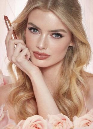 Бестселлер нюдовая помада charlotte tilbury в оттенке nude romance