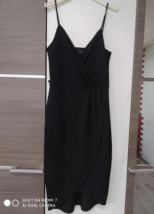 Платье очень красивое,размер с,м, в идеальном состоянии