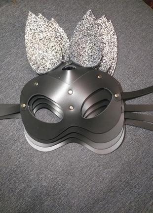 Маска зайчика срібло