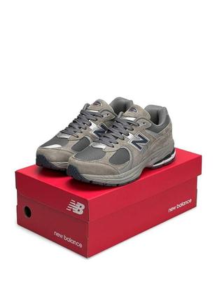 Чоловічі кросівки new balance 2002 r grey navy silver