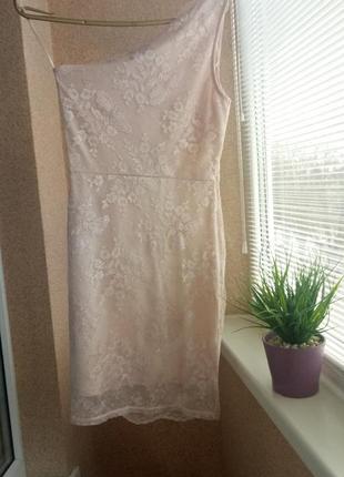 Красивое нарядное праздничное коктейльное гипюровое платье мини5 фото