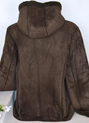 Брендовая коричневая дубленка на молнии с капюшоном и карманами j. percy sport2 фото