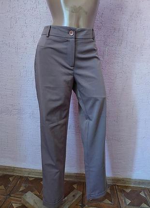 Стильные брюки в новом состоянии, р.28-29.