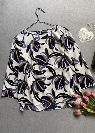 Блуза marks&spencer, в цветочный принт, 12 размер, белая с синим,5 фото