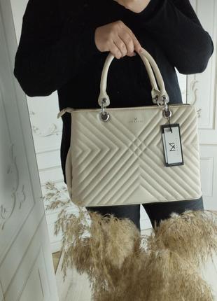 Качественная женская сумка в деловом стиле, короткие ручки и плечевой ремень6 фото
