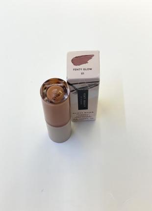 Міні-блиск для губ у відтінку fenty glow fenty beauty by rihanna, 2 ml2 фото