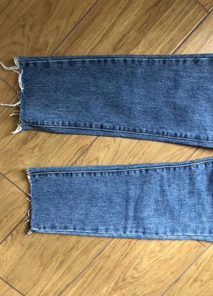 Новые джинсы с необработанными краями2 фото