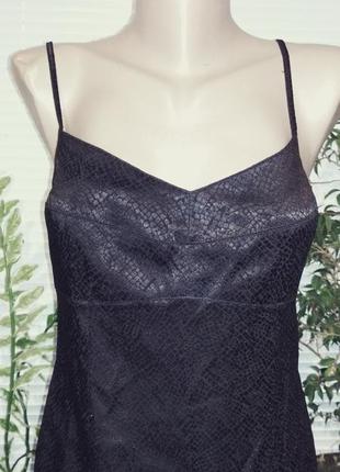 Маленькое черное платье  р.10