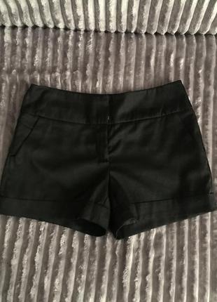 Шорти