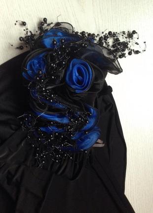 Знижкп! нарядное маленькое черное платье на одно плечо с цветами2 фото