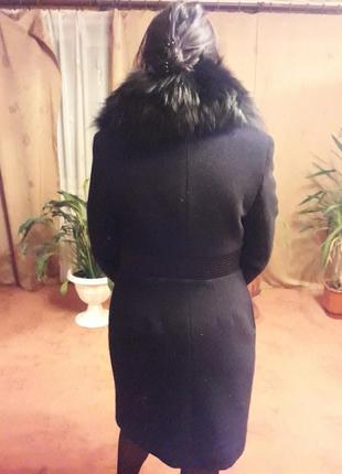 Шикарное зимнее пальто( мех натур. енот)6 фото