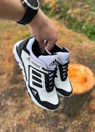 Чоловічі шкіряні кросівки adidas