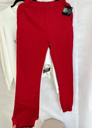 Красные спортивные штаны джогеры nly trend4 фото